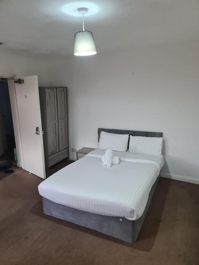 24Hr Self Check In Apartment Central Barnsley Eksteriør bilde